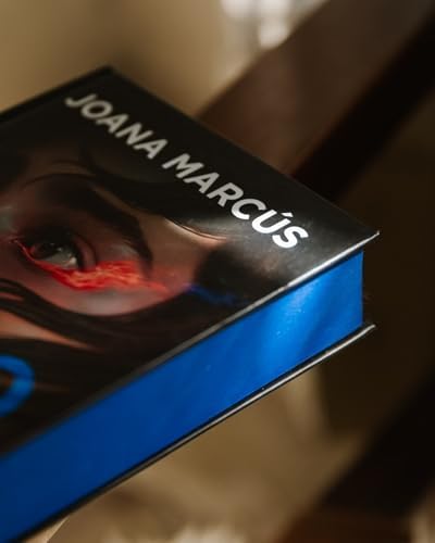 Etéreo (Edición limitada, cantos pintados) / Ethereal (Limited Edition, Sprayed Edges) (Wattpad. Bilogía Extraños) (Spanish Edition) by Joana Marcús