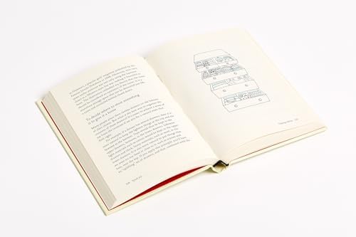 Spark Joy: An Illustrated Master Class on the Art of Organizing and Tidying Up (The Life Changing Magic of Tidying Up) by Marie Kondō