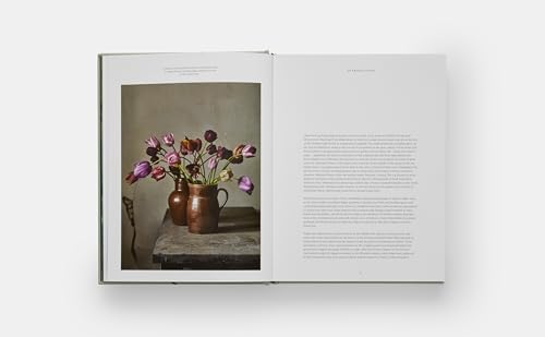 The Tulip Garden: Growing and Collecting Species, Rare and Annual Varieties by Polly Nicholson