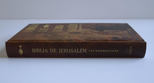 Biblia Católica Biblia de Jerusalén Latinoamericana, tapa dura marrón / Spanish Jerusalem Bible, Latin American Edition Hardcover Sand Color (Spanish Edition) by Biblia de Jerusalén