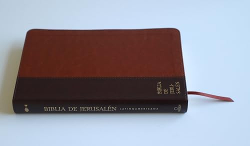 Biblia Católica Biblia de Jerusalén Latinoamericana símil piel marrón / Spanish Jerusalem Bible, Latinamerican Brown leathersoft (Spanish Edition) by Biblia de Jerusalén