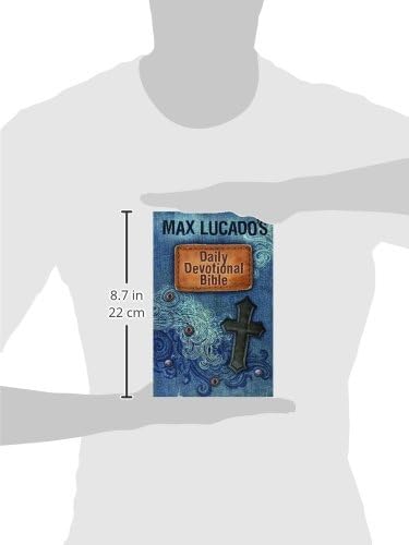 Max Lucado's Daily Devotional Bible: Everyday Encouragement for Young Readers: International Children's Bible by Max Lucado