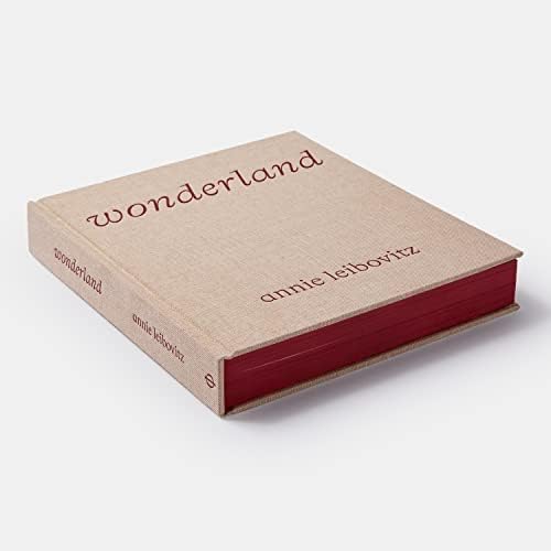 Wonderland by Annie Leibovitz