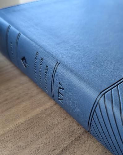 Biblia de estudio del diario vivir para jóvenes NTV con Filament (SentiPiel, Azul oscuro, Letra Roja) (Spanish Edition) by Nueva Traducción Viviente