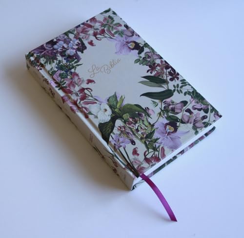 La Biblia Católica: Edición letra grande. Tapa dura, morada con flores / Catholic Bible: Large Print, Hard Cover, Purple with flowers (Spanish Edition) by Biblia de América
