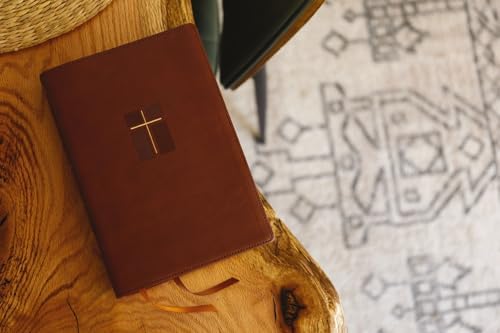 NIV, Quest Study Bible, Leathersoft, Brown, Comfort Print: The Only Q and A Study Bible by Zondervan