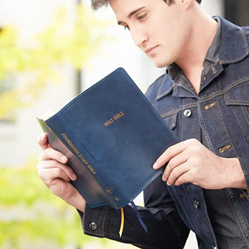 NKJV, Foundation Study Bible, Large Print, Leathersoft, Blue, Red Letter, Thumb Indexed, Comfort Print: Holy Bible, New King James Version by Thomas Nelson
