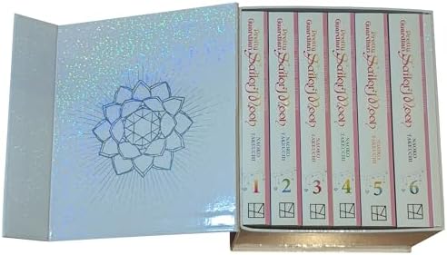 Sailor Moon Manga Box Set Vol. 1-6 (Naoko Takeuchi Collection): With 16 Collectable Art Cards and a Holographic Gift Box (Sailor Moon (Naoko Takeuchi Collection) Manga Box Set) by Naoko Takeuchi