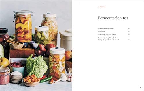 The Farmhouse Culture Guide to Fermenting: Crafting Live-Cultured Foods and Drinks with 100 Recipes from Kimchi to Kombucha[A Cookbook] by Kathryn Lukas