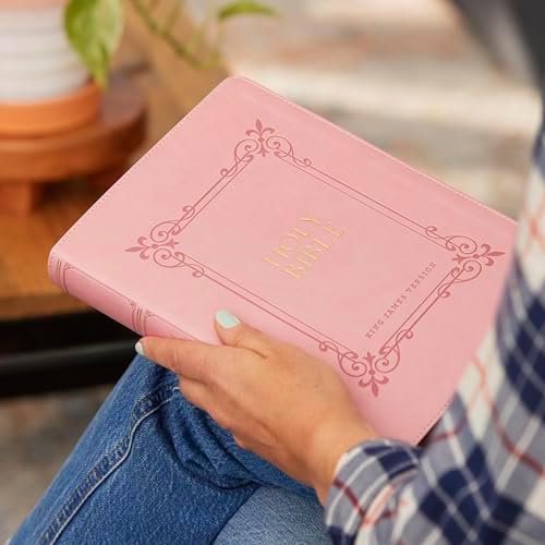 KJV Holy Bible: Large Print with 53,000 Center-Column Cross References, Pink Leathersoft, Red Letter, Comfort Print: King James Version by Thomas Nelson