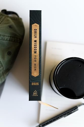 Daily Wisdom for Men 2025 Devotional Collection (Daily Wisdom - Annual Edition) by Compiled by Barbour Staff