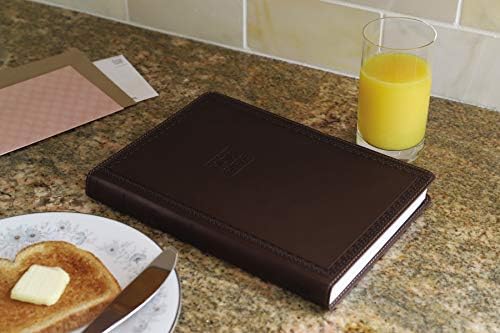 NIV, Value Thinline Bible, Large Print, Leathersoft, Brown, Comfort Print by Zondervan