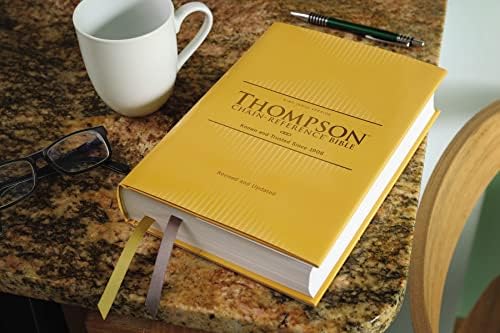 KJV, Thompson Chain-Reference Bible, Hardcover, Yellow Gold, Red Letter, Comfort Print by Zondervan