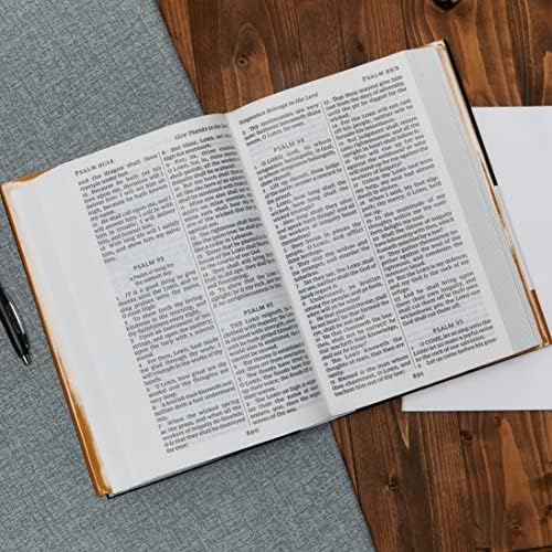 KJV, Pew Bible, Large Print, Hardcover, Burgundy, Red Letter, Comfort Print: Holy Bible, King James Version by Thomas Nelson