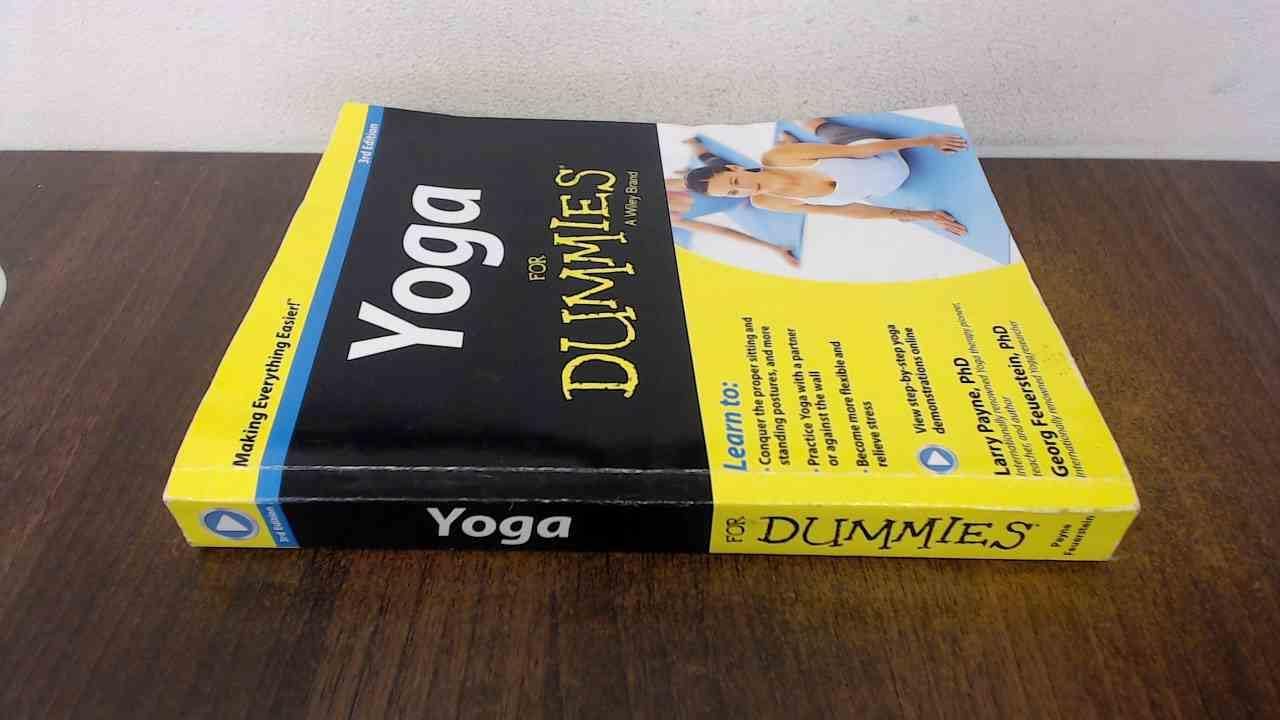 Yoga for Dummies (For Dummies Series) by Ph.D. Payne, Larry