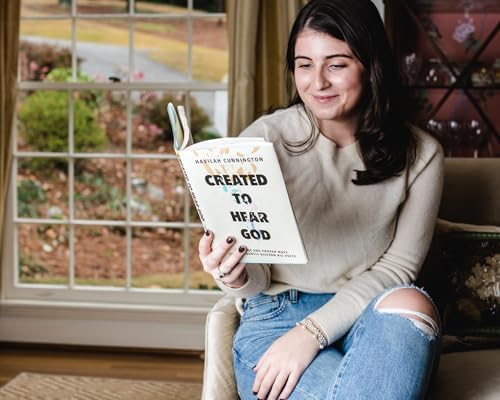 Created to Hear God: 4 Unique and Proven Ways to Confidently Discern His Voice by Havilah Cunnington