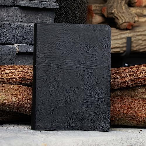 NKJV, MacArthur Study Bible, Large Print, Black Bonded Leather: Unleashing God's Truth One Verse at a Time (Holy Bible, New King James Version) by Thomas Nelson