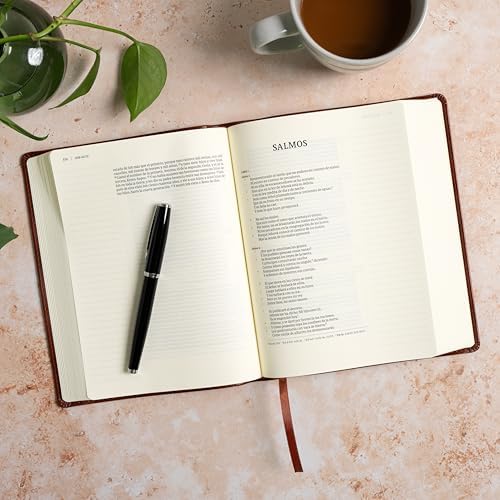 RVR 1960 Biblia de apuntes tamaño personal, café, símil piel / RVR 1960 Personal size Note taking Bible Brown LeatherTouch (Spanish Edition) by B&H Español Editorial Staff
