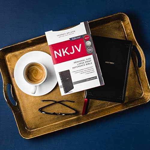 NKJV, End-of-Verse Reference Bible, Personal Size Large Print, Leathersoft, Black, Red Letter, Comfort Print: Holy Bible, New King James Version by Thomas Nelson