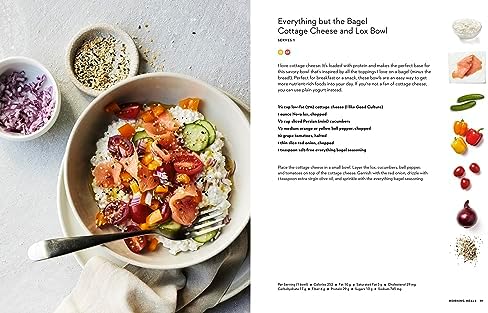 Skinnytaste Simple: Easy, Healthy Recipes with 7 Ingredients or Fewer: A Cookbook by Gina Homolka