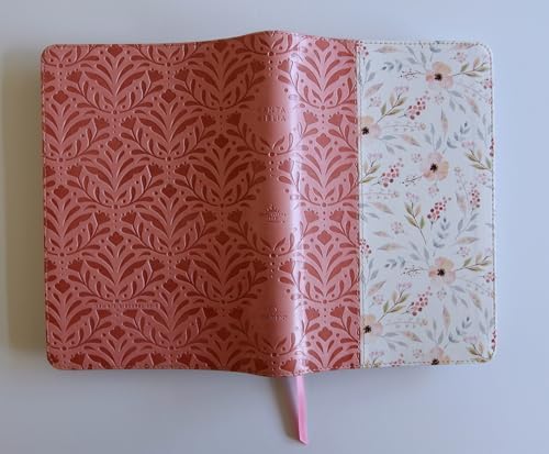 Biblia RVR 1960 Letra gigante, símil piel rosada con flores (Edición cantos pintados / Spanish Bible RVR 1960 Giant Print Handy Size Leathersoft Pink floral (Spanish Edition) by Reina Valera Revisada 1960