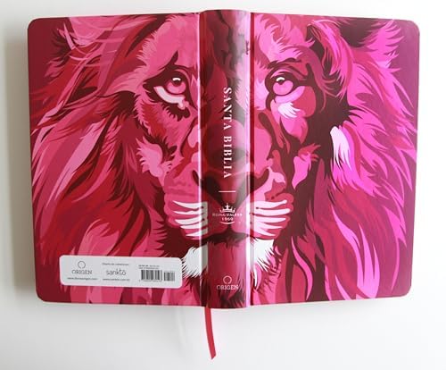 Biblia RVR 1960 letra grande tamaño manual, TD León de Judá rosada (Edición cantos pintados) / Spanish Bible RVR 1960 Handy Size Large Print HC Lion of Juda (Spanish Edition) by Reina Valera Revisada 1960