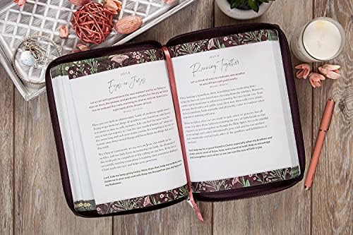 All Things Beautiful: 365 Daily Devotions for Women (Ziparound Devotionals) by Belle City Gifts