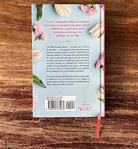 Un año con Dios: 365 devocionales del nuevo testamento para la mujer / A Year with God: 365 New Testament Devotionals for Women (Spanish Edition) by Origen