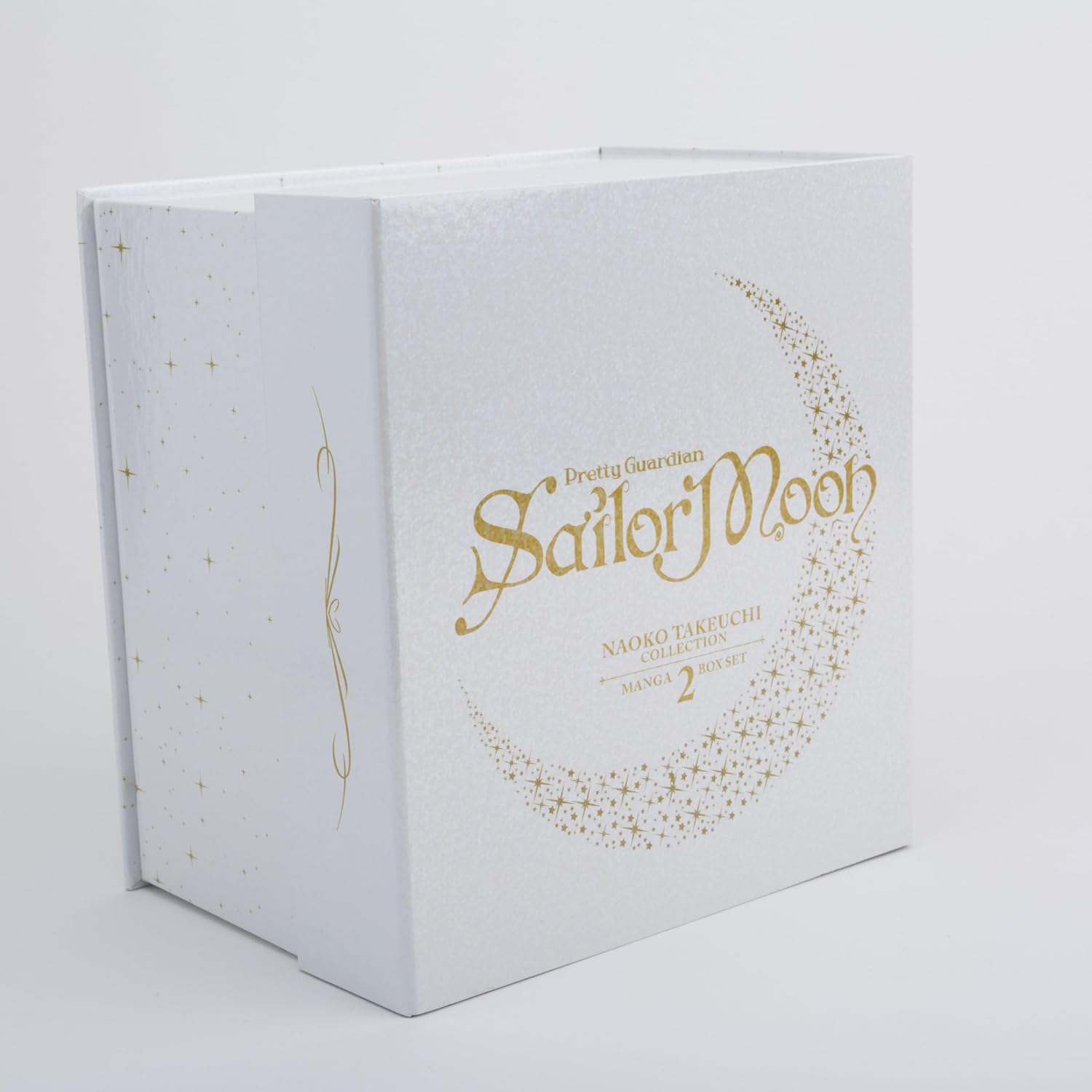 Sailor Moon Manga Box Set Vol. 7-10 (Naoko Takeuchi Collection): With 16 Art Cards, Codename Sailor V, and a Holographic Gift Box (Sailor Moon (Naoko Takeuchi Collection) Manga Box Set) by Naoko Takeuchi