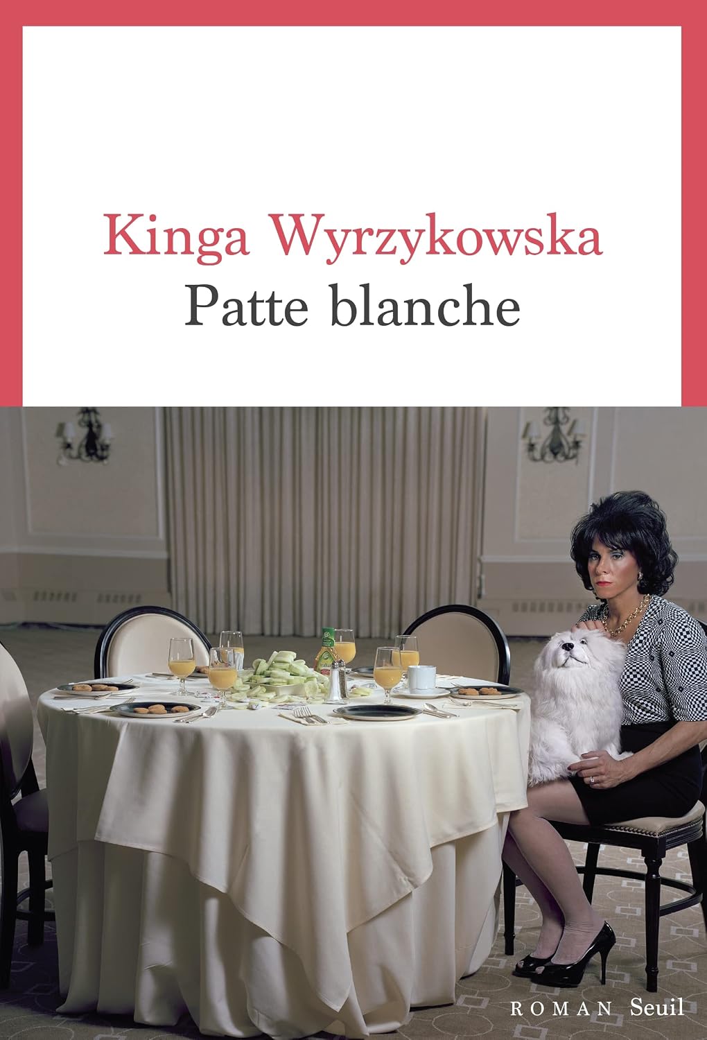 Patte blanche by Kinga Wyrzykowska
