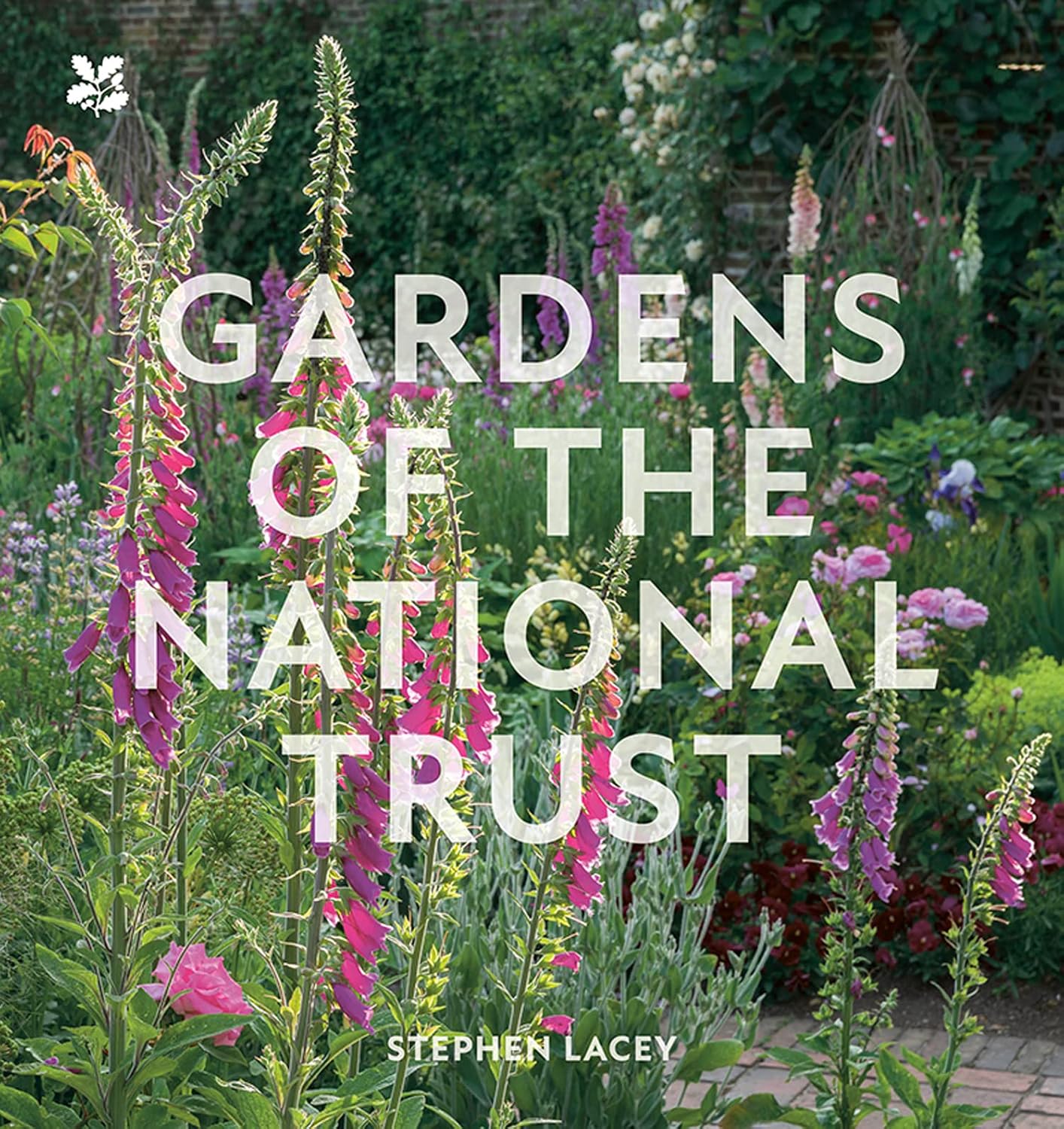 Gardens of the National Trust by Stephen Lacey