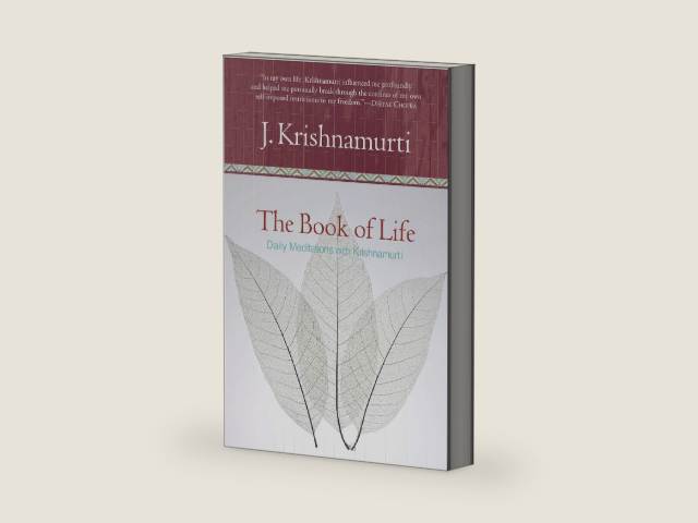 The Book of Life: Daily Meditations with Krishnamurti by Jiddu Krishnamurti | barcode:9780060648794 | source:'9780060648794-right-three-quarter.jpg