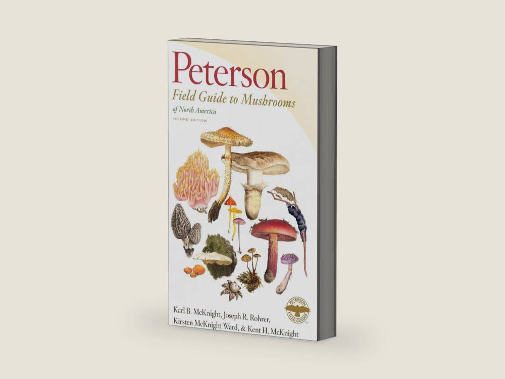 Peterson Field Guide To Mushrooms Of North America, Second Edition: The Classic Illustrated Nature Reference for Safe Foraging by Karl B. McKnight | barcode:9780544236110 | source:'9780544236110-right-three-quarter.jpg
