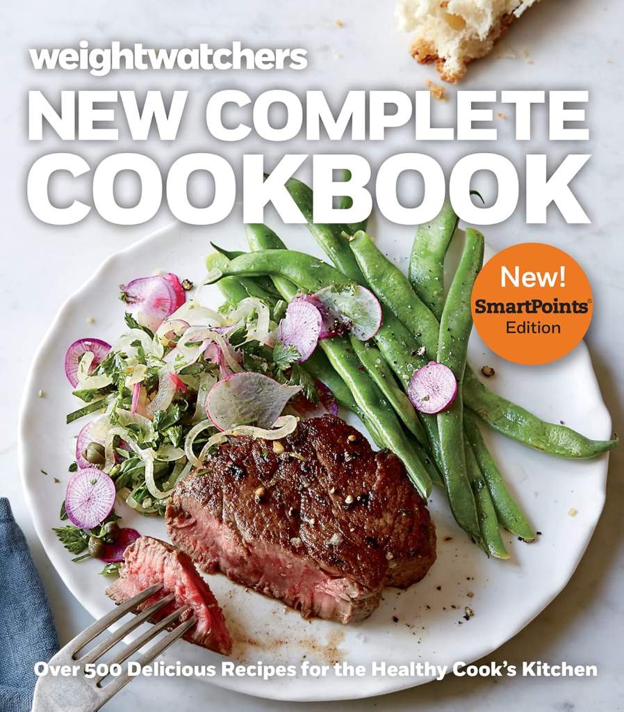 Weight Watchers New Complete Cookbook, Smartpoints™ Edition: Complete Weight Watchers Recipes with SmartPoints for Healthy Meals, Quick Dishes, and Family Favorites by Weight Watchers | barcode:9780544940758 | source:'9780544940758.jpg