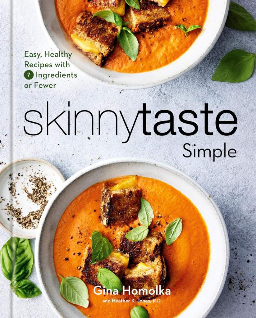 Skinnytaste Simple: Easy, Healthy Recipes with 7 Ingredients or Fewer: A Cookbook by Gina Homolka | barcode:9780593235614 | source:'9780593235614.jpg