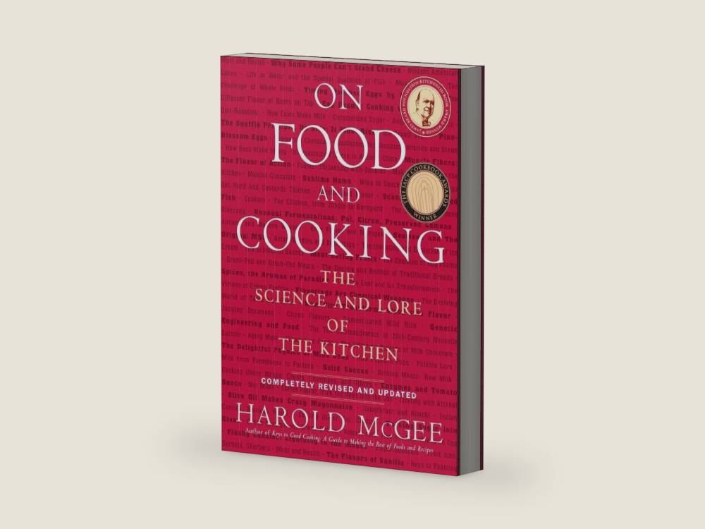 On Food and Cooking: The Science and Lore of the Kitchen by Harold McGee | barcode:9780684800011 | source:'9780684800011-right-three-quarter.jpg