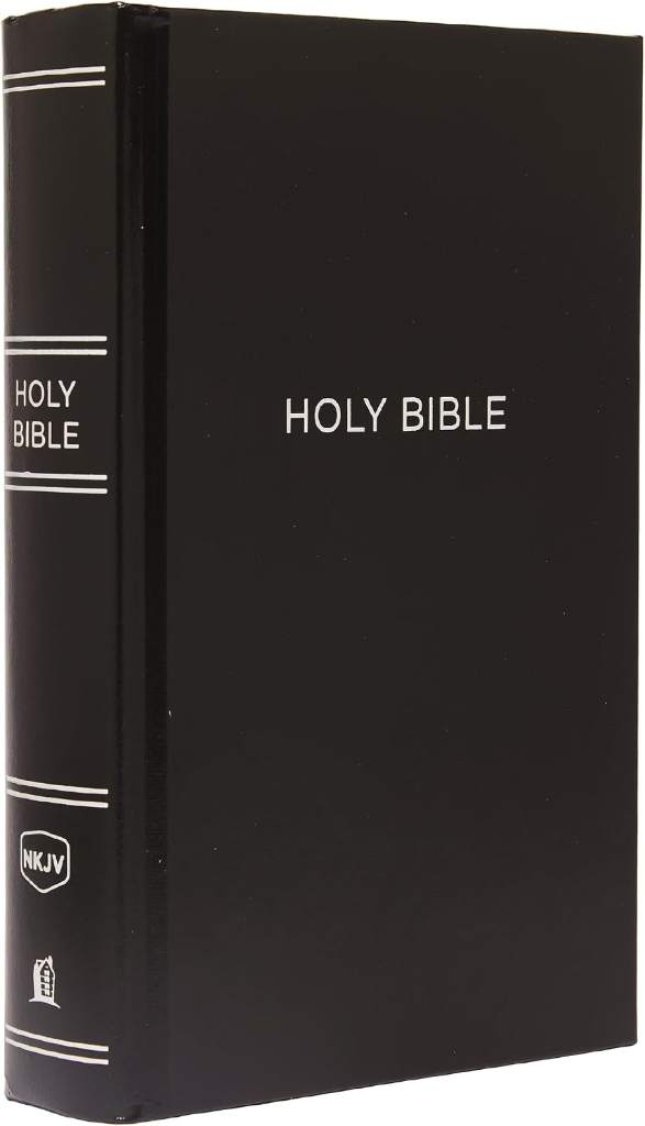 NKJV, Pew Bible, Large Print, Hardcover, Black, Red Letter, Comfort Print: Holy Bible, New King James Version by Thomas Nelson | barcode:9780718095628 | source:'9780718095628.jpg