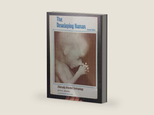 The developing human: Clinically oriented embryology by Keith L. Moore | barcode:9780721664712 | source:'9780721664712-right-three-quarter.jpg