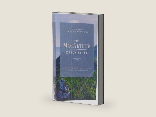 NASB, MacArthur Daily Bible, 2nd Edition, Paperback, 1995 Text, Comfort Print by Thomas Nelson | barcode:9780785257646 | source:'9780785257646-right-three-quarter.jpg