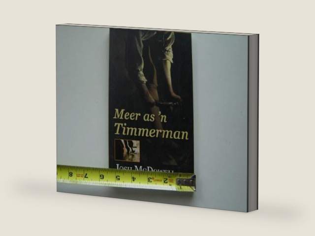 More Than a Carpenter by Josh McDowell / Afrikaans Language Edition - Meer as 'n Timmerman by Josh McDowell | barcode:9780796302625 | source:'9780796302625-right-three-quarter.jpg