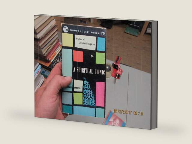 A Spiritual Clinic, Spiritual Leadership (revised edition), Spiritual Lessons & Spiritual Maturity (4 Book set) by J. Oswald Sanders | barcode:9780802400703 | source:'9780802400703-right-three-quarter.jpg