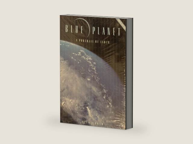 Blue Planet: A Portrait of Earth by Dotto Lydia | barcode:9780810924727 | source:'9780810924727-right-three-quarter.jpg