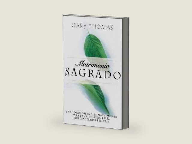 Matrimonio Sagrado (Sacred Marriage) by Gary Thomas | barcode:9780829743890 | source:'9780829743890-right-three-quarter.jpg