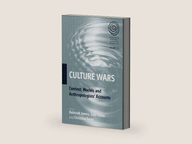 Culture Wars: Context, Models and Anthropologists' Accounts (EASA Series, 12) by Deborah James | barcode:9780857456618 | source:'9780857456618-right-three-quarter.jpg