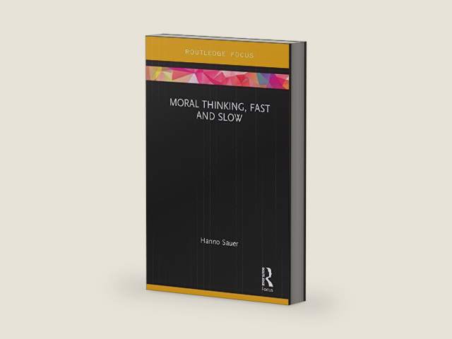 Moral Thinking, Fast and Slow (Routledge Focus on Philosophy) by Hanno Sauer | barcode:9781315467474 | source:'9781315467474-right-three-quarter.jpg