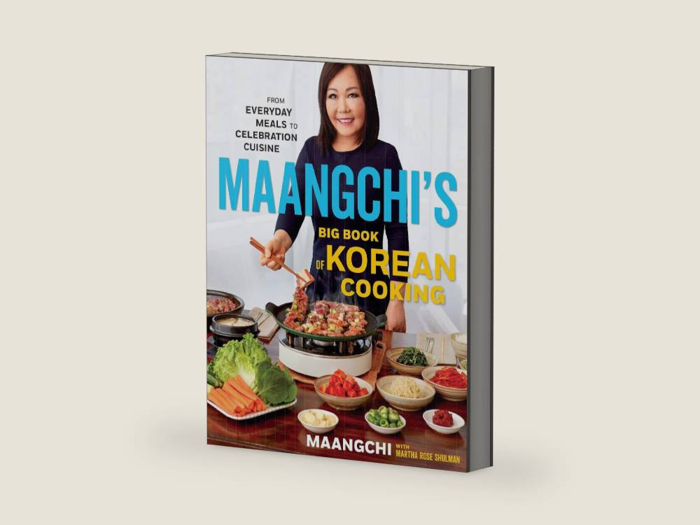 Maangchi's Big Book Of Korean Cooking: From Everyday Meals to Celebration Cuisine ― A Korean Cookbook of Temple Food and Street Recipes by Maangchi | barcode:9781328988126 | source:'9781328988126-right-three-quarter.jpg