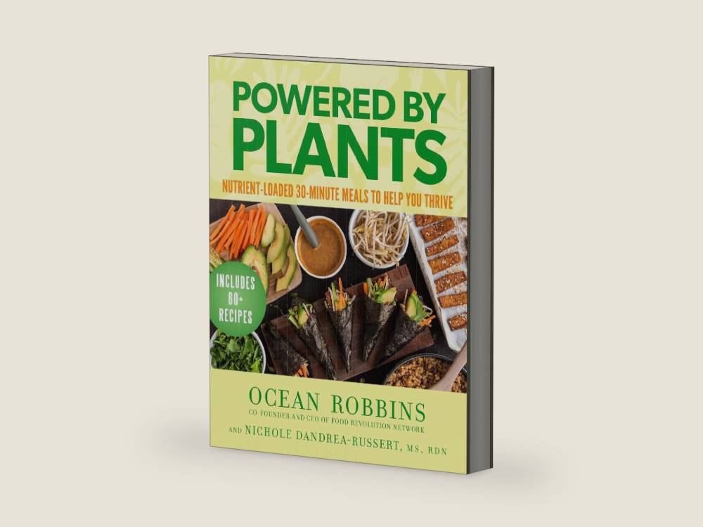 Powered by Plants: Nutrient-Loaded 30-Minute Meals to Help You Thrive by Ocean Robbins | barcode:9781401978563 | source:'9781401978563-right-three-quarter.jpg
