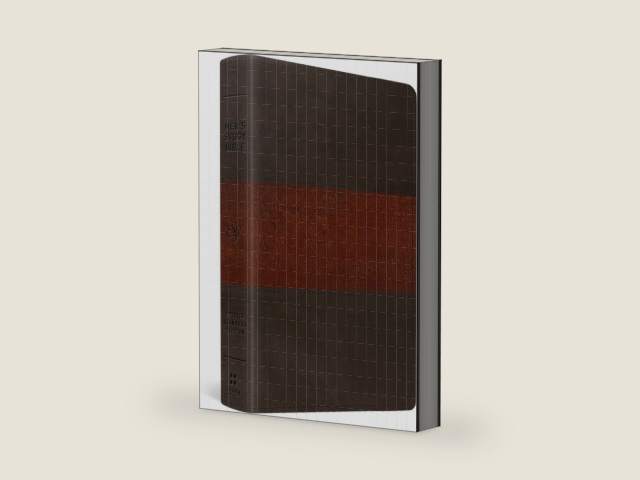 ESV Men's Study Bible (TruTone, Forest/Tan, Trail Design): Holy Bible, English Standard Version by ESV Bibles | barcode:9781433598340 | source:'9781433598340-right-three-quarter.jpg
