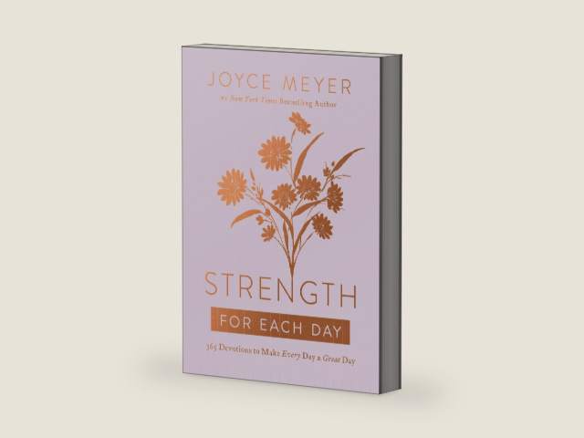 Strength for Each Day: 365 Devotions to Make Every Day a Great Day by Joyce Meyer | barcode:9781546026457 | source:'9781546026457-right-three-quarter.jpg