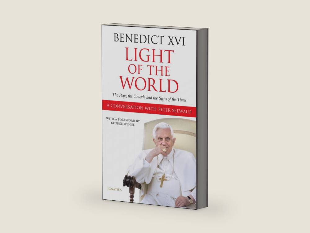 Light of the World: The Pope, The Church and the Signs Of The Times by Pope Benedict XVI | barcode:9781586176068 | source:'9781586176068-right-three-quarter.jpg